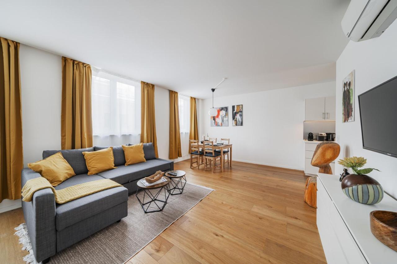 Business Apartment With Air Condition Wina Bagian luar foto