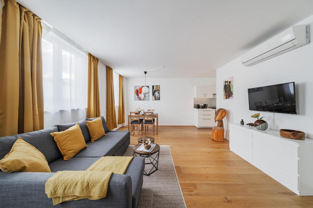 Business Apartment With Air Condition Wina Bagian luar foto