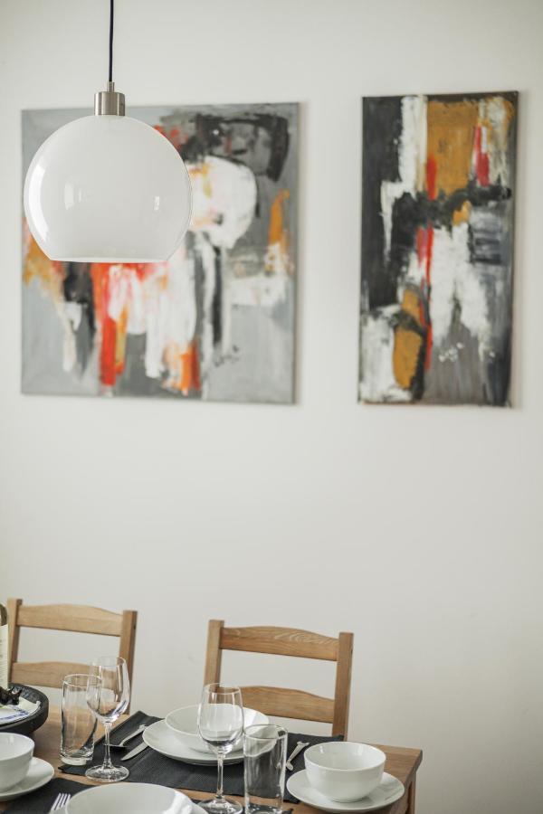 Business Apartment With Air Condition Wina Bagian luar foto